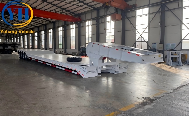 4 Axle Detachable Lowboy Trailer-YUHANG VEHICLE 4 Axle Detachable Lowboy Trailer-YUHANG VEHICLE