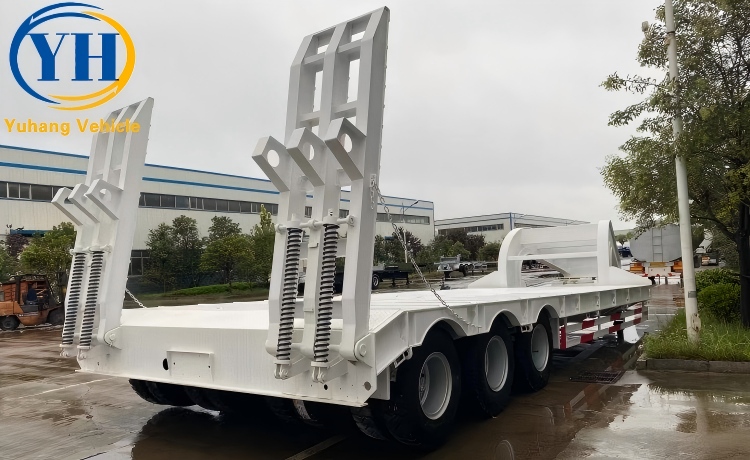 3 Line 6 Axle Low Loader Trailer-YUHANG VEHICLE 3 Line 6 Axle Low Loader Trailer-YUHANG VEHICLE