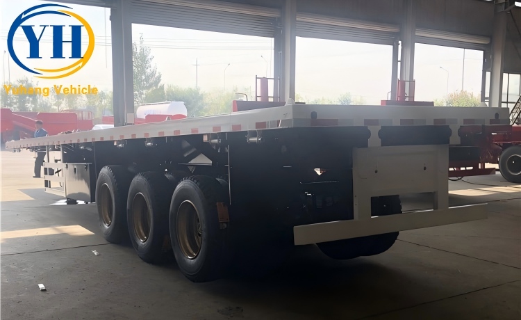 Three Axle Flatbed Tractor Trailer-YUHANG VEHICLE Three Axle Flatbed Tractor Trailer-YUHANG VEHICLE
