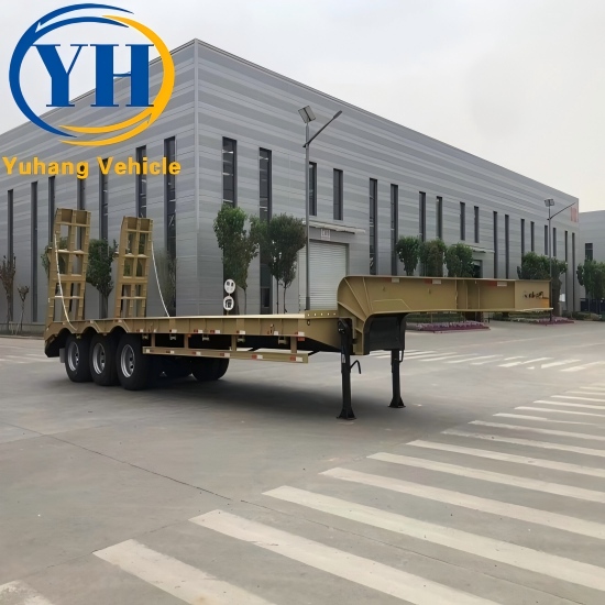 Tri Axle Low Bed Truck Trailer Tri Axle Low Bed Truck Trailer