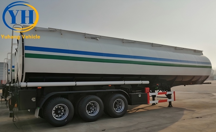 Tri Axle Stainless Tanker Trailer-YUHANG VEHICLE Tri Axle Stainless Tanker Trailer-YUHANG VEHICLE