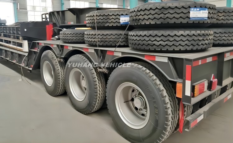 3 Line 6 Axle 120 Tons Detachable Gooseneck Trailer will be sent to Benin-YUHANG VEHICLE