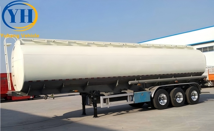3 Axle 40000 Liters Fuel Tanker Trailer is ready to be shipped to Angola-YUHANG VEHICLE 3 Axle 40000 Liters Fuel Tanker Trailer is ready to be shipped to Angola-YUHANG VEHICLE