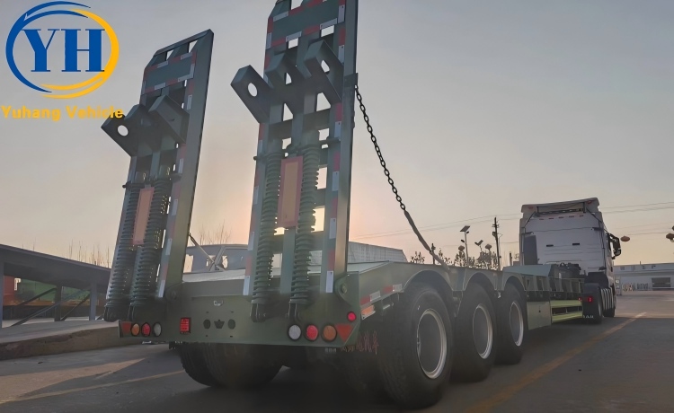 80 Ton Lowbed Trailer will be sent to Liberia-YUHANG VEHICLE 80 Ton Lowbed Trailer will be sent to Liberia-YUHANG VEHICLE