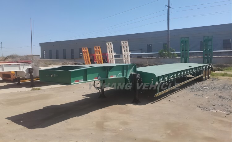 Lowbed Trailer will be sent to United Arab Emirates-YUHANG VEHICLE