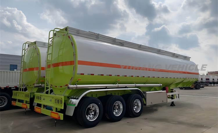 40000 Liter Oil Tanker Trailer will export to Zimbabwe-YUHANG VEHICLE