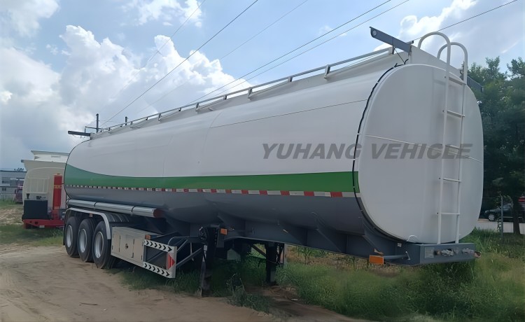 3 Axle 42000 Liters Stainless Steel Tanker Trailer will be exported to Malawi-YUHANG VEHICLE