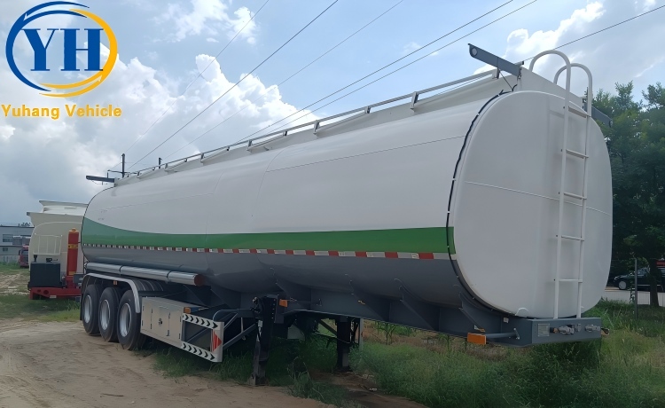 3 Axle 42000 Liters Stainless Steel Tanker Trailer will be export to Malawi-YUHANG VEHICLE 3 Axle 42000 Liters Stainless Steel Tanker Trailer will be export to Malawi-YUHANG VEHICLE