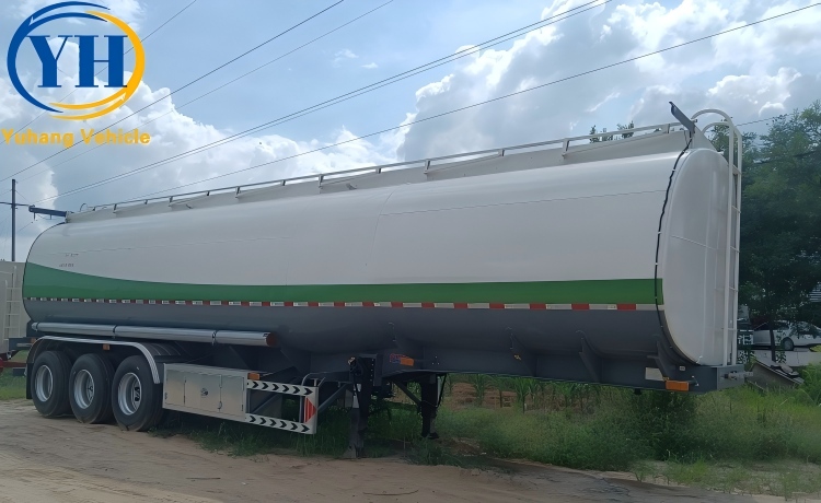 3 Axle 42000 Liters Stainless Steel Tanker Trailer will be export to Malawi-YUHANG VEHICLE 3 Axle 42000 Liters Stainless Steel Tanker Trailer will be export to Malawi-YUHANG VEHICLE