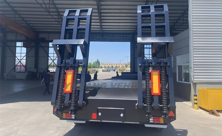 Tri Axle 80 Ton Lowbed Semi Trailer will export to Mozambique-YUHANG VEHICLE