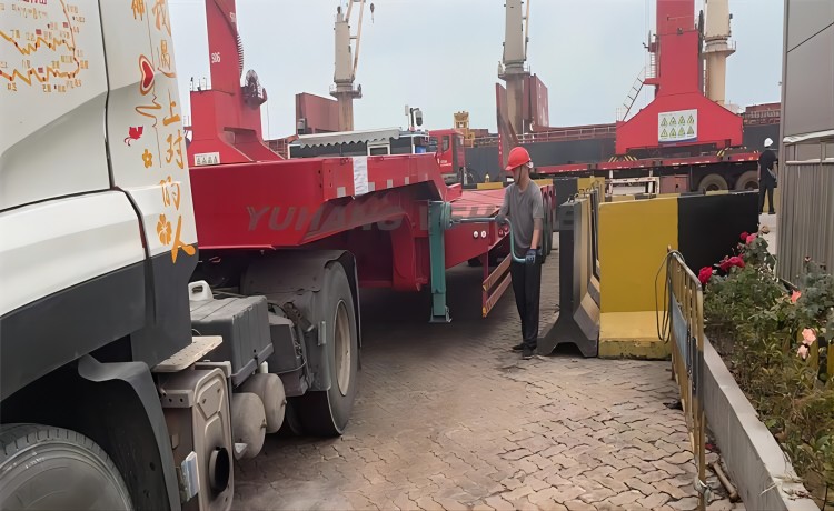 2 Line 4 Axle Lowboy Flatbed Trailer is ready send to Nigeria-YUHANG VEHICLE