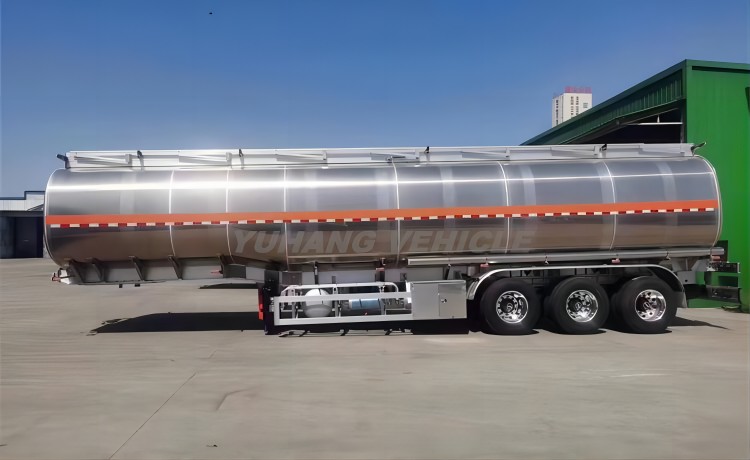 Tri Axle 40000L Aluminum Alloy Diesel Tanker Trailer will export to Zimbabwe-YUHANG VEHICLE
