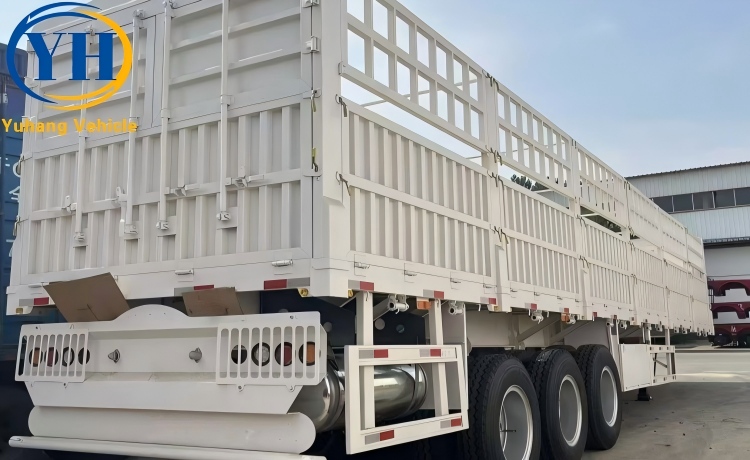 Tri Axle 50T Fence Cargo Truck Trailer is ready to be sent to Zimbabwe-YUHANG VEHICLE Tri Axle 50T Fence Cargo Truck Trailer is ready to be sent to Zimbabwe-YUHANG VEHICLE