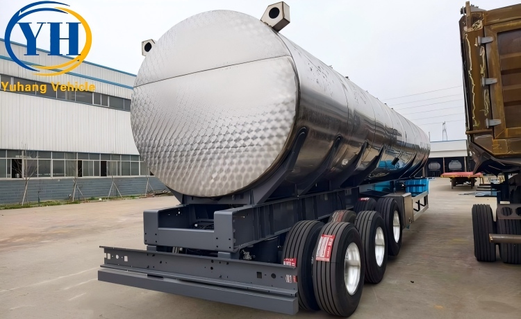 54000 Liter Aluminum Fuel Tanker Trailer will be sent to Botswana-YUHANG VEHICLE 54000 Liter Aluminum Fuel Tanker Trailer will be sent to Botswana-YUHANG VEHICLE