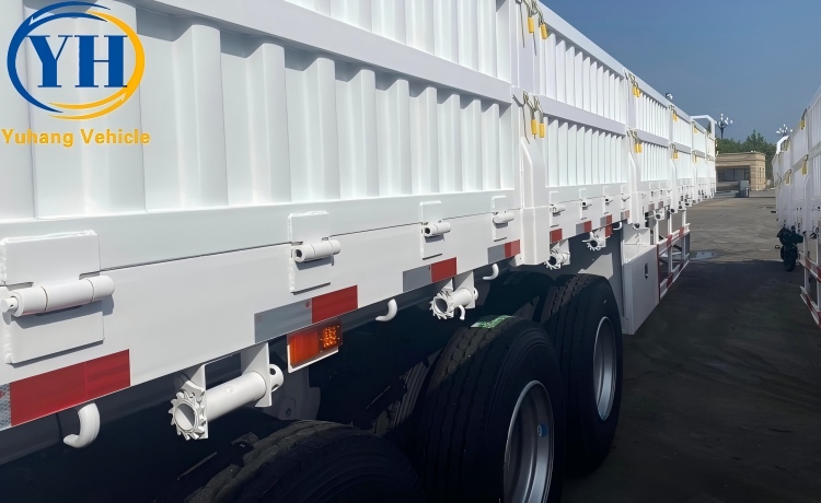 60 Ton Dropside Trailer is ready to be sent to Congo-YUHANG VEHICLE 60 Ton Dropside Trailer is ready to be sent to Congo-YUHANG VEHICLE