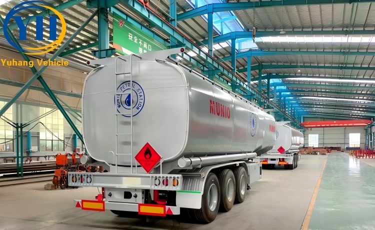 42000 Liters Fuel Tanker Trailer will be export to Togo-YUHANG VEHICLE 42000 Liters Fuel Tanker Trailer will be export to Togo-YUHANG VEHICLE