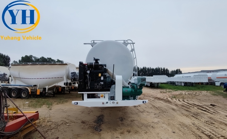 3 Axle Bulk Cement Tanker Trailer will be sent to Kenya-YUHANG VEHICLE 3 Axle Bulk Cement Tanker Trailer will be sent to Kenya-YUHANG VEHICLE