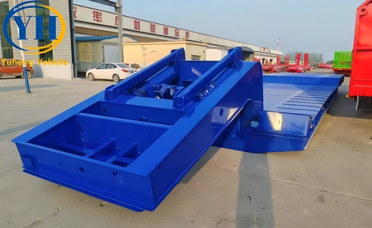 80 Ton Removable Gooseneck Trailer is shipped to Panama-YUHANG VEHICLE 80 Ton Removable Gooseneck Trailer is shipped to Panama-YUHANG VEHICLE