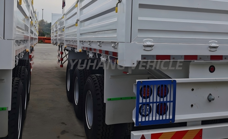 3 Axle Dropside Cargo Trailer will be sent to Mauritius-YUHANG VEHICLE 3 Axle Dropside Cargo Trailer will be sent to Mauritius-YUHANG VEHICLE