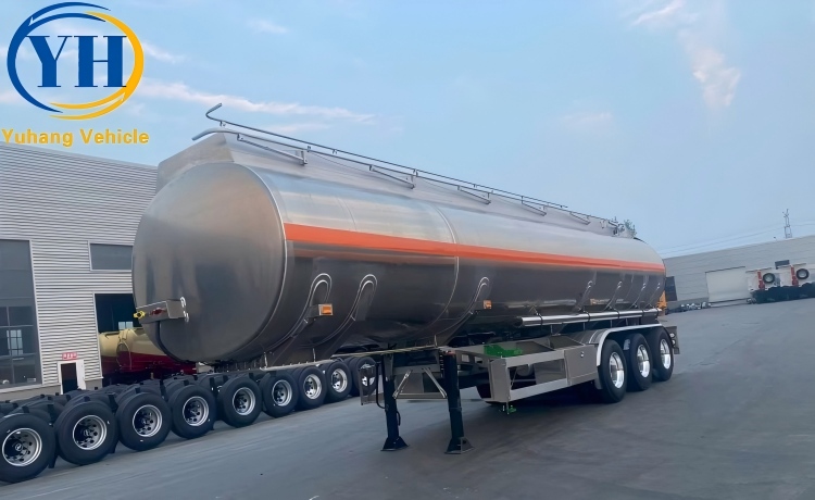 Tri Axle Aluminum Alloy Petrol Tanker Trailer will be shipped to Kenya-YUHANG VEHICLE Tri Axle Aluminum Alloy Petrol Tanker Trailer will be shipped to Kenya-YUHANG VEHICLE