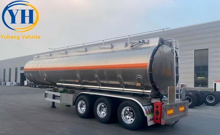 Tri Axle Aluminum Alloy Petrol Tanker Trailer will be shipped to Kenya-YUHANG VEHICLE Tri Axle Aluminum Alloy Petrol Tanker Trailer will be shipped to Kenya-YUHANG VEHICLE