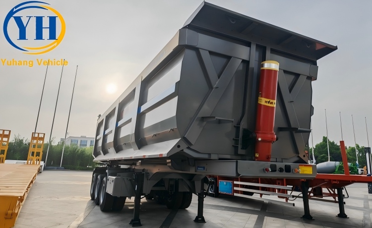 New 3 Axle 60 Ton Dump Tractor Trailer will be shipped to UAE-YUHANG VEHICLE New 3 Axle 60 Ton Dump Tractor Trailer will be shipped to UAE-YUHANG VEHICLE