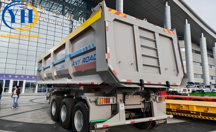 New 3 Axle 60 Ton Dump Tractor Trailer will be shipped to UAE-YUHANG VEHICLE New 3 Axle 60 Ton Dump Tractor Trailer will be shipped to UAE-YUHANG VEHICLE