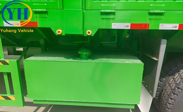 5 Axle Fence Cargo Truck Trailer will be shipped to Zimbabwe-YUHANG VEHICLE 5 Axle Fence Cargo Truck Trailer will be shipped to Zimbabwe-YUHANG VEHICLE