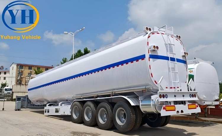 Best Price 4 Axle 50000L Oil Tanker Trailer will be shipped to Guinea-YUHANG VEHICLE Best Price 4 Axle 50000L Oil Tanker Trailer will be shipped to Guinea-YUHANG VEHICLE