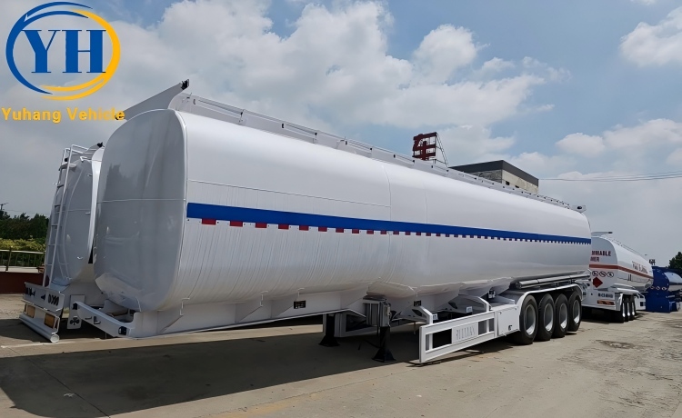 Best Price 4 Axle 50000L Oil Tanker Trailer will be shipped to Guinea-YUHANG VEHICLE Best Price 4 Axle 50000L Oil Tanker Trailer will be shipped to Guinea-YUHANG VEHICLE