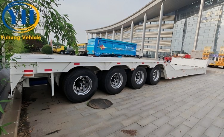 120 Ton Folding Gooseneck Trailer will be shipped to Mexico-YUHANG VEHICLE 120 Ton Folding Gooseneck Trailer will be shipped to Mexico-YUHANG VEHICLE