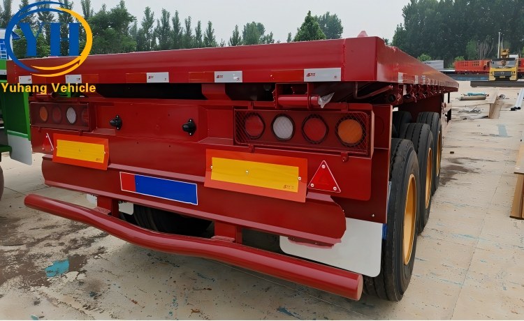 Tri Axle Semi Flatbed Trailer will be shipped to Madagascar-YUHANG VEHICLE Tri Axle Semi Flatbed Trailer will be shipped to Madagascar-YUHANG VEHICLE